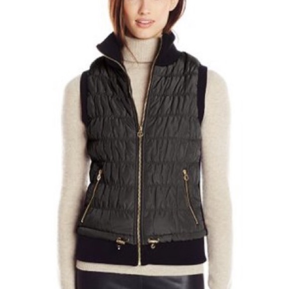 Calvin Klein Puffer Vest - Picture 1 of 7